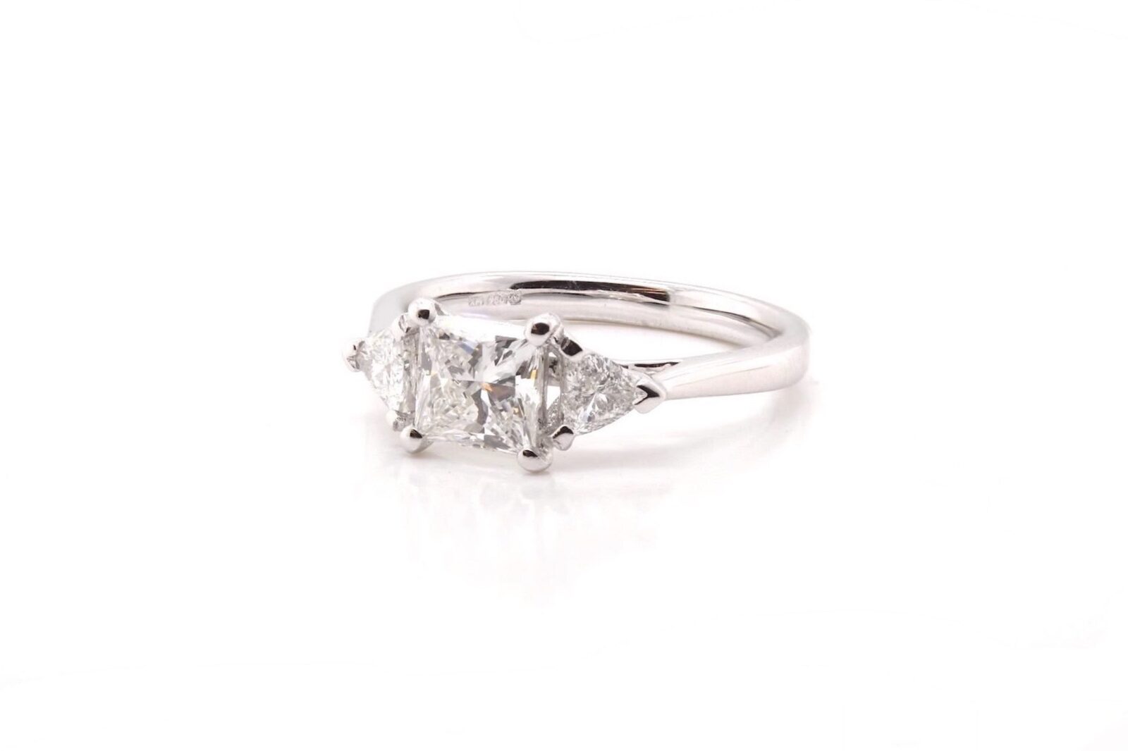 Bague diamant taille princesse 0,92 ct