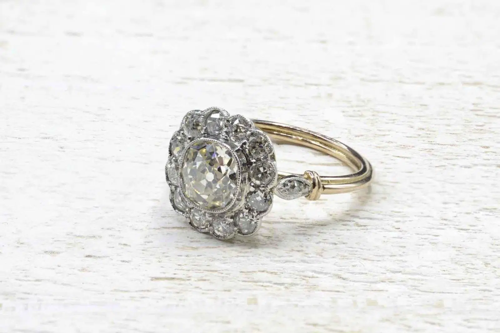 bague marguerite diamants
